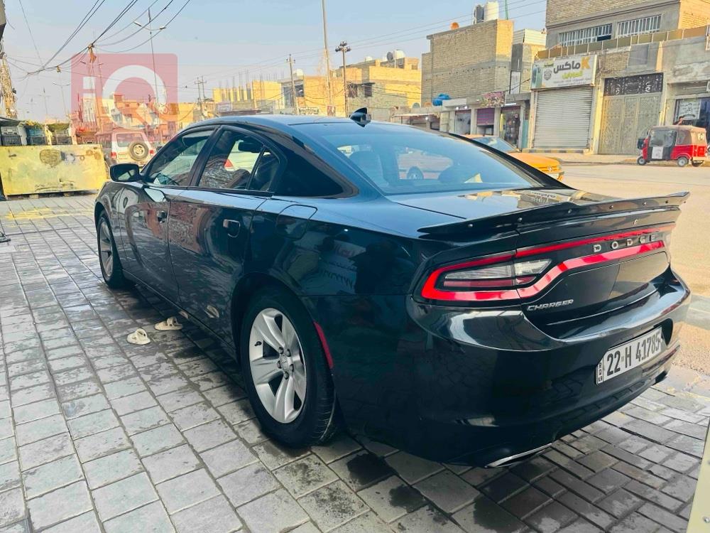 دۆج چارجەر